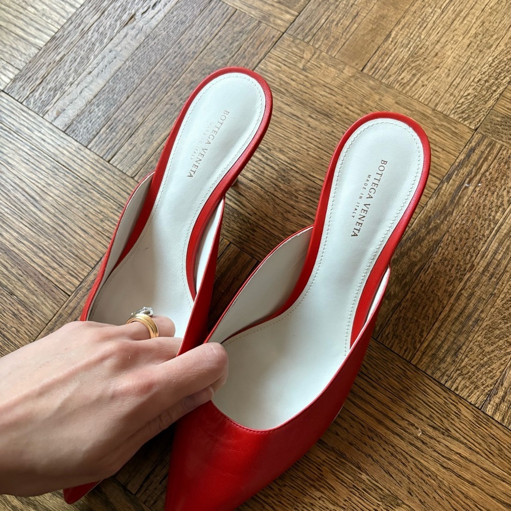 Orange bottega veneta kitten heels - Picture 3 of 11